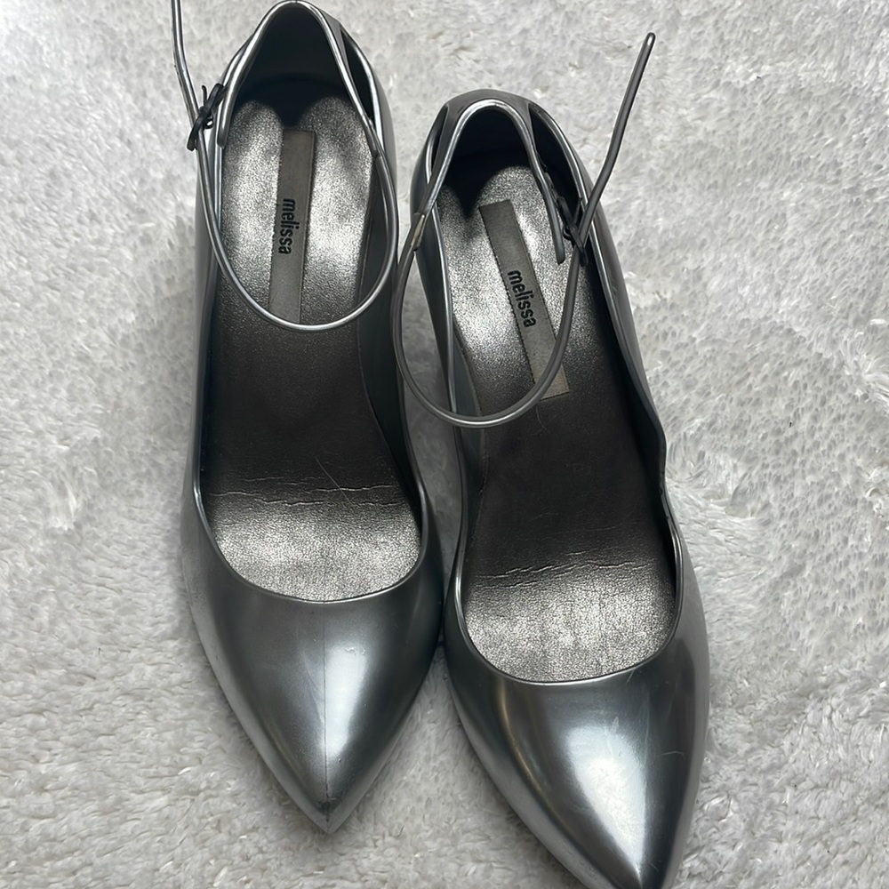 Melissa shoes size 7